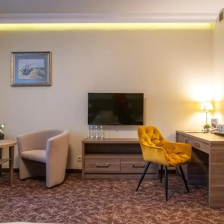 Korona Hotel