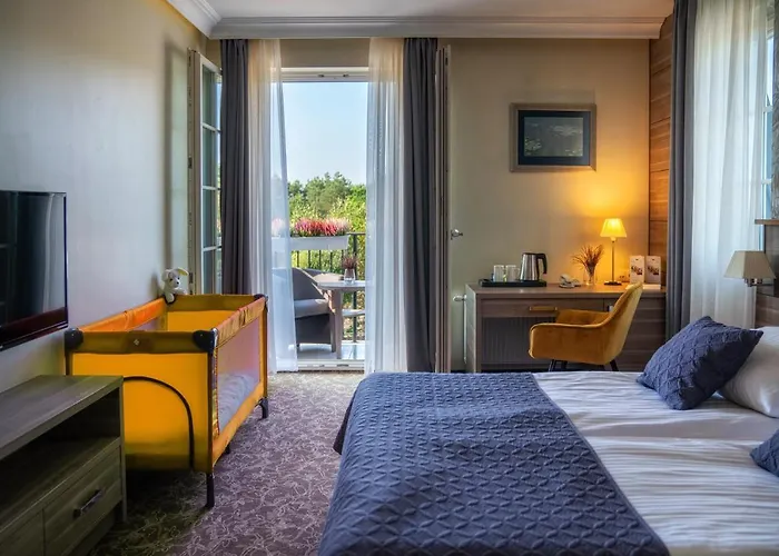 Korona Ostroleka (Ostroleka)